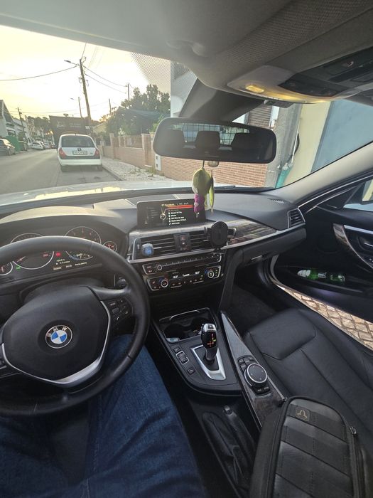 BMW 320d xDrive Luxury Automática 190 cv | Full Extras | 2015 TROCA 7 LUGARES