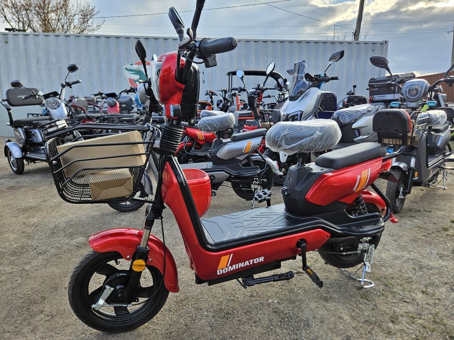 Электроскутер электротрицикл трехколесный dominator a9 crosser v3 cr21 tr1 tr5 электровелосипед стокмото литий V1 cargo с крышей V3 tr4 с кузовом