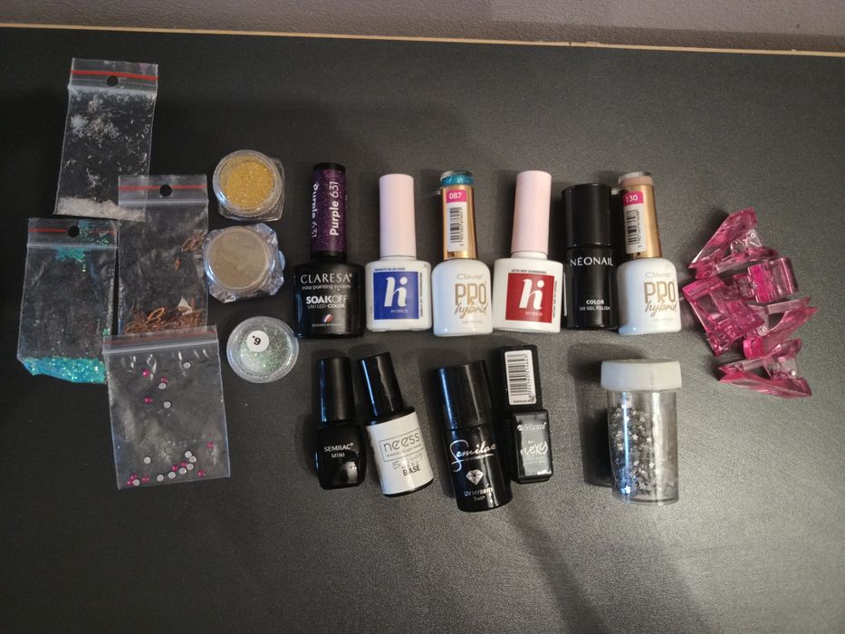 Zestaw do robienia paznokci, lakiery hybrydowe