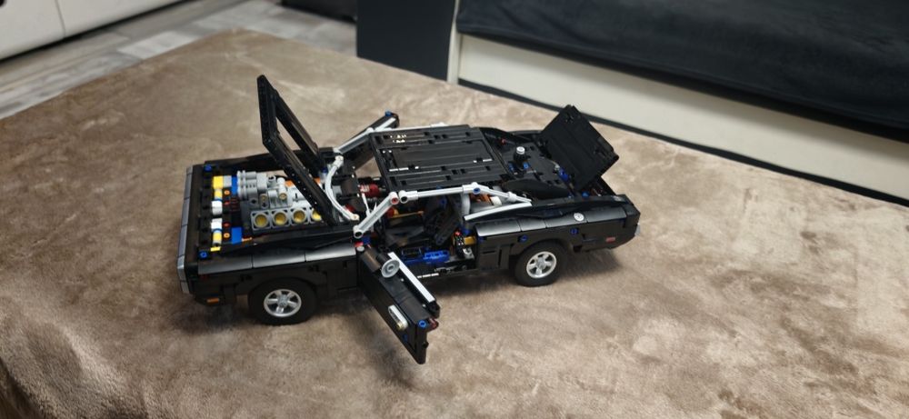 Lego 42231 charger