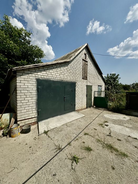 Продаж або обмін будинку