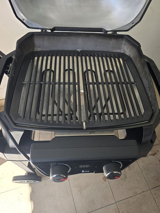 Grill elektryczny Weber Pulse 2000