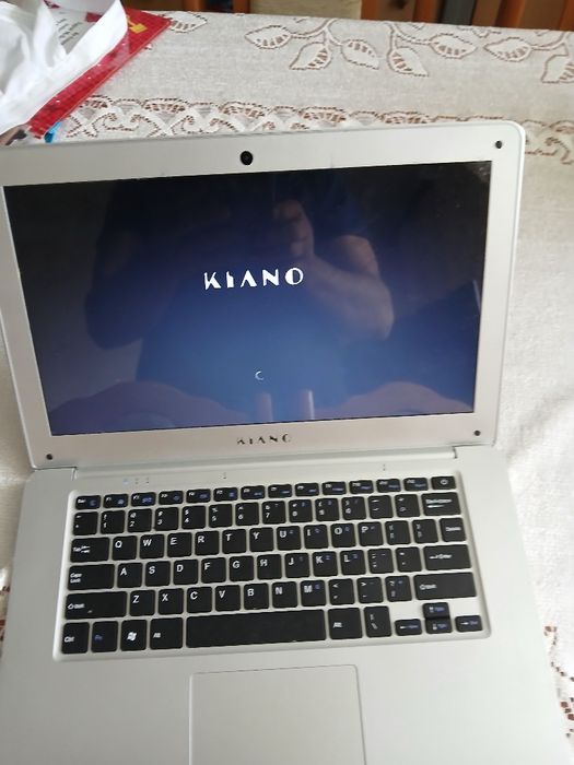Sprzedam laptop kiano sprawny