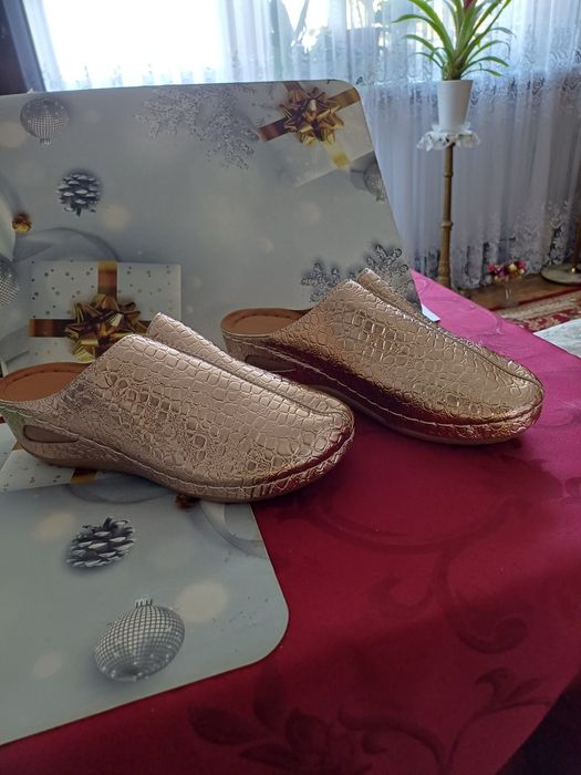 Klapki damskie nowe skóra ekologiczna