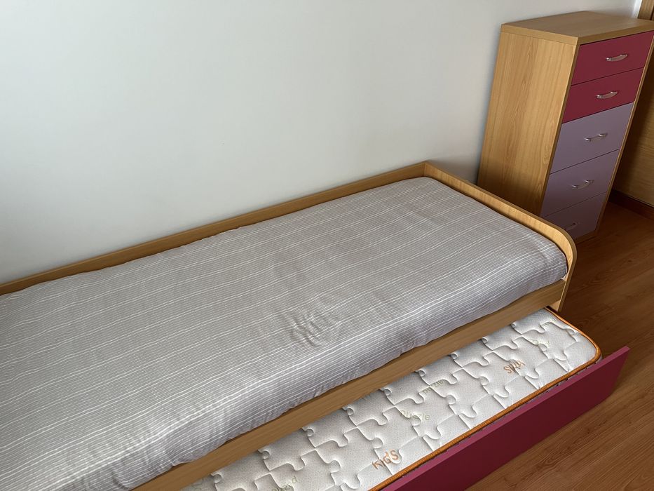 Cama (com gaveta cama elevat) Kids e Cómoda/Camiseiro Lourini + OFERTA