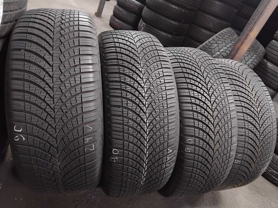 Шини бу 245/45 R19 Goodyear Vector 4 Season Комплект