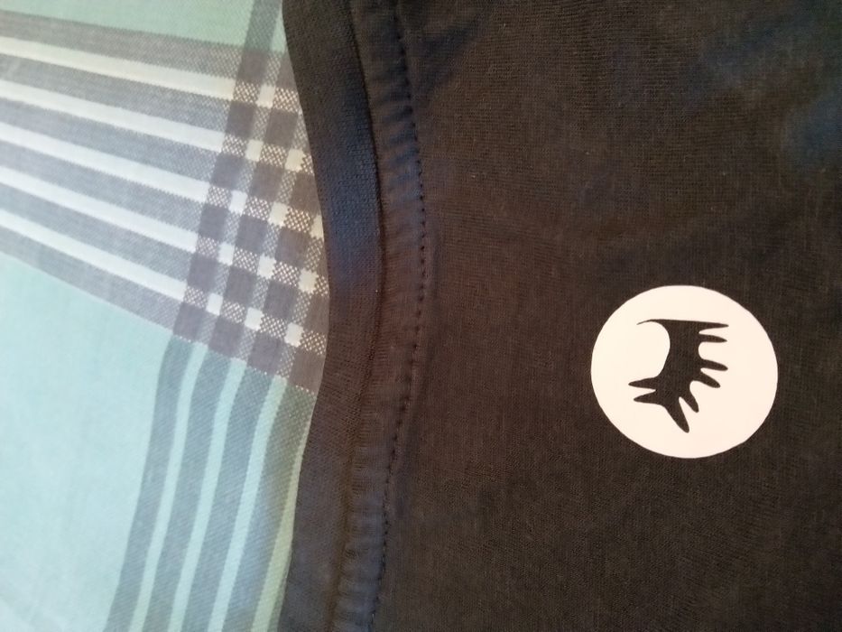 T-shirts da conhecida loja "CÃO AZUL", tamanho M, NOVAS!