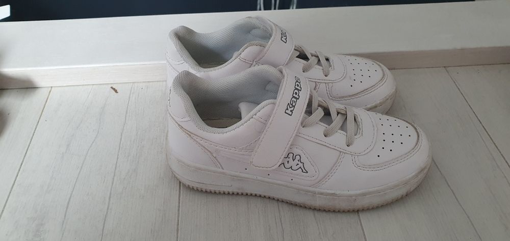 Sprzedam buty dla dziewczynki 2 pary