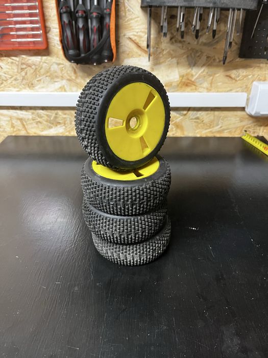 Koła rc buggy hex 17