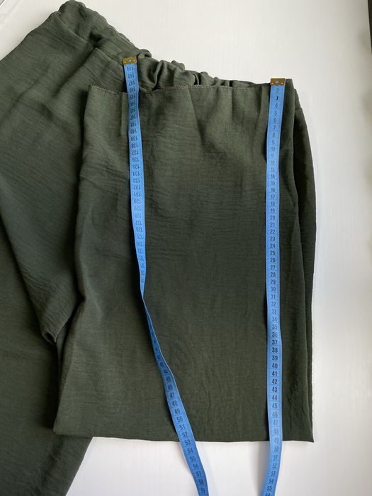 Шикарний костюм Італія L