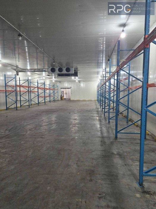 оренда СКЛАДУ  566.20 м² Жуляни 350грн за метр склад-холодильник!