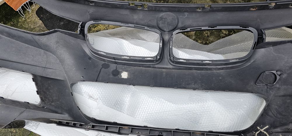 Vendo pára choques pack M f30/f31