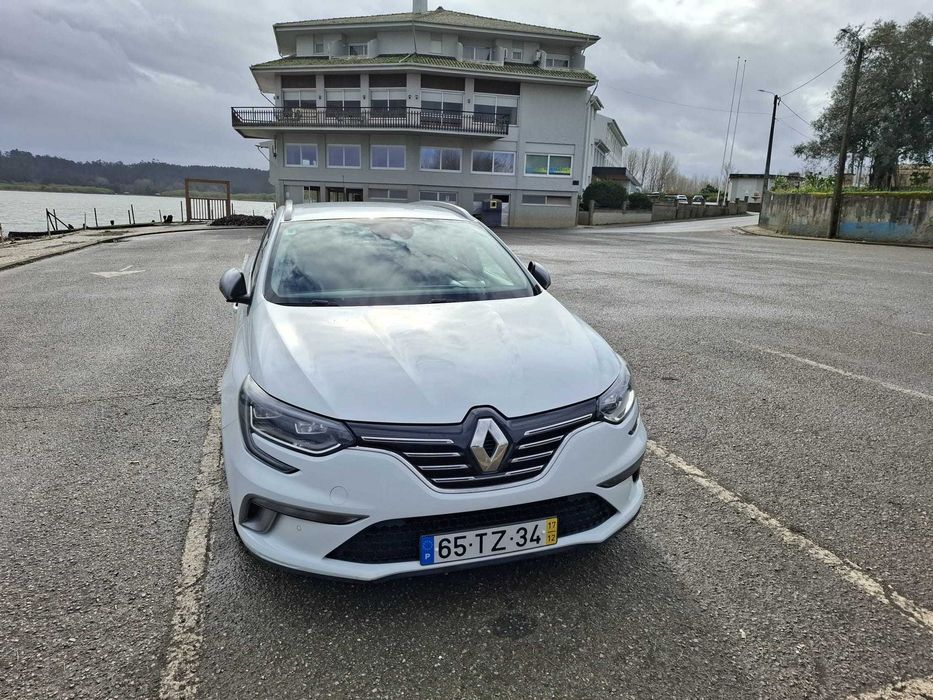 2017 Renault megane iv sport tourer diesel - TOP