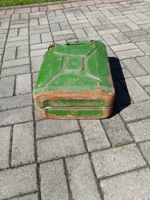 Kanister na paliwo/benzynę 20L