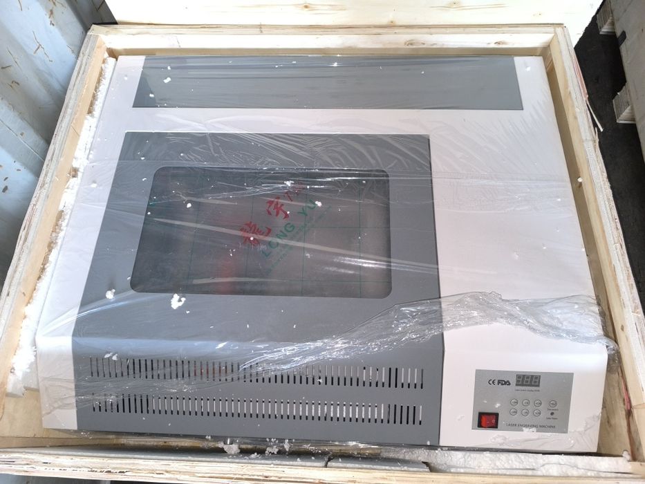 Лазерный станок (гравер)  40*40, трубка 50w