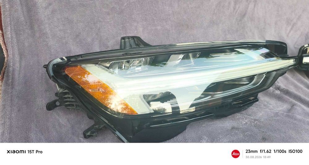 Reflektor przedni Volvo S60 III 2019