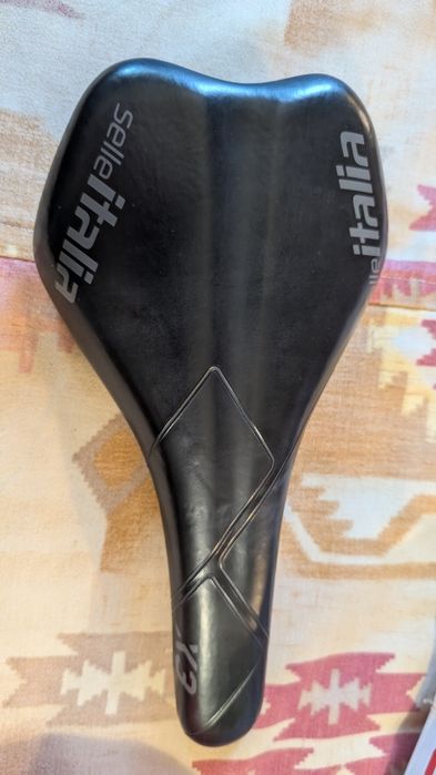 Продам велосипедне сідло Selle Italia x3
