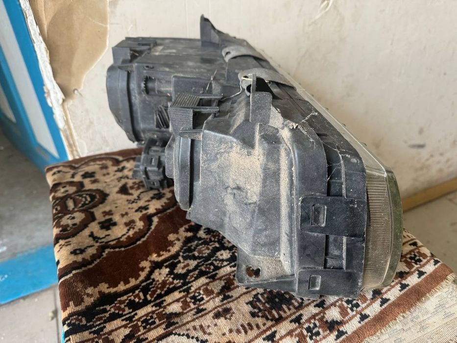 Фара bmw e36 сідан