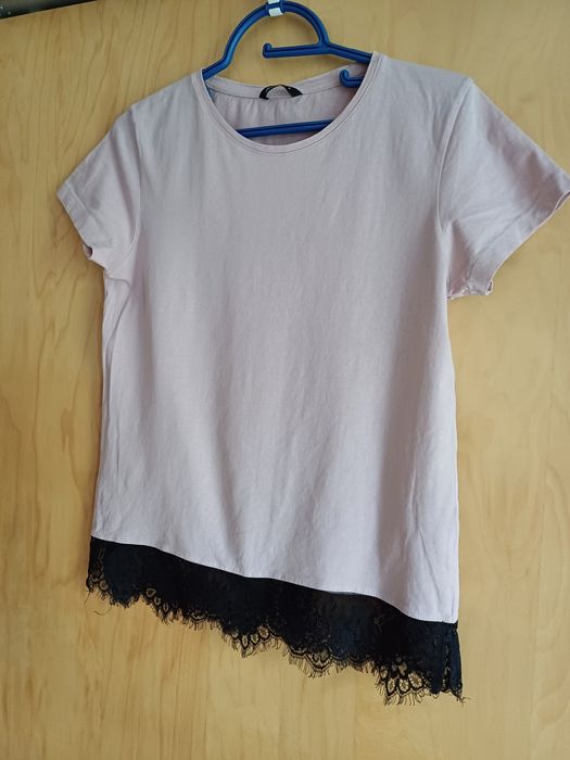 Koszulka z koronką House, rozmiar S