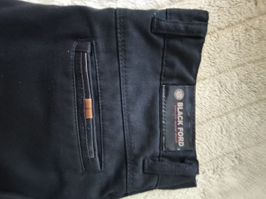 Męskie spodnie wizytowe Black Ford M/L