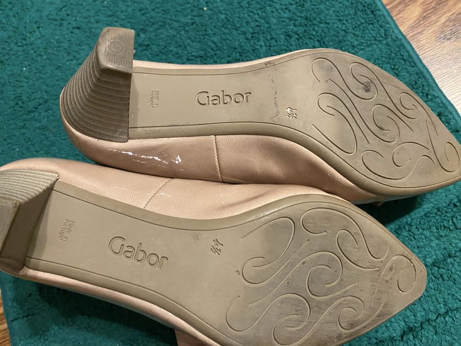 Czółenka lakierowane Gabor 4,5 obcas 5 cm