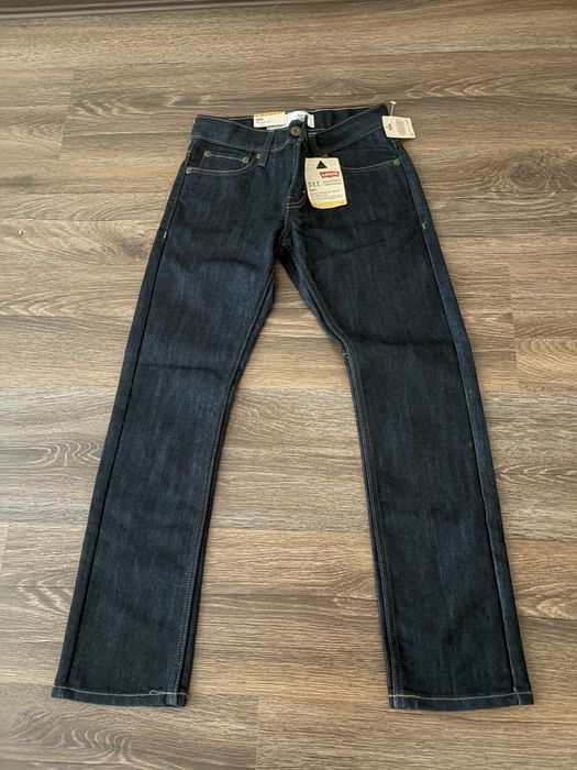 Нові дитячі/підліткові джинси Levi's 511 Slim Fit (Розмір 10 Regular, W25 L25)