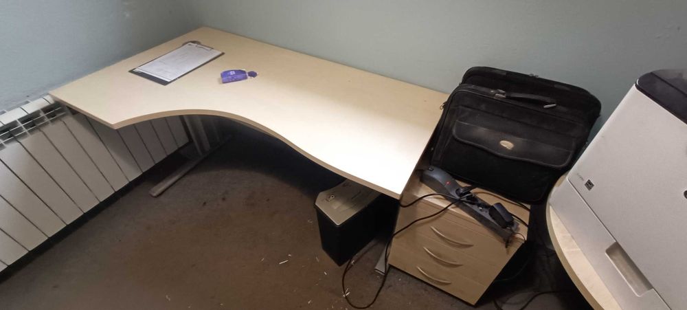 Meble biurowe używane ok 100zł/szt