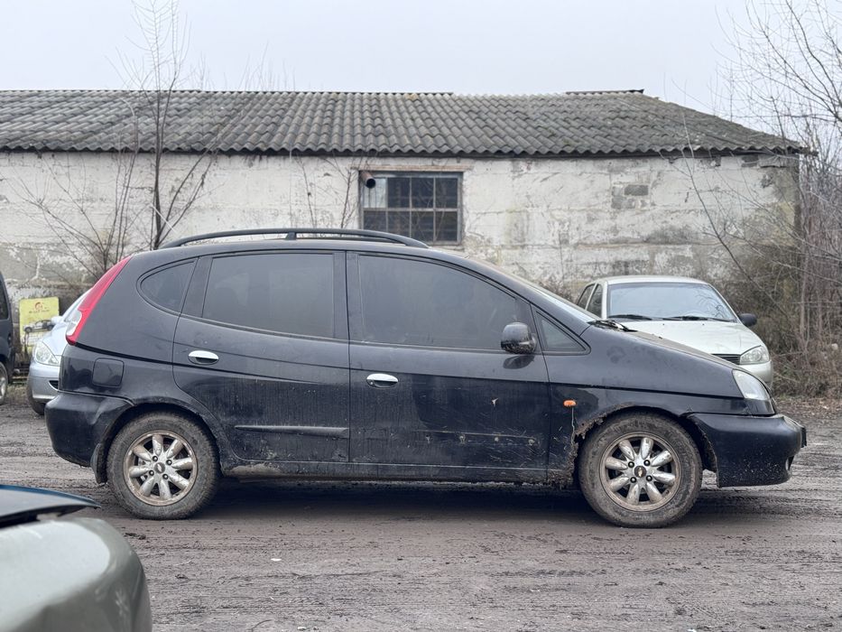 Шевроле Такума.