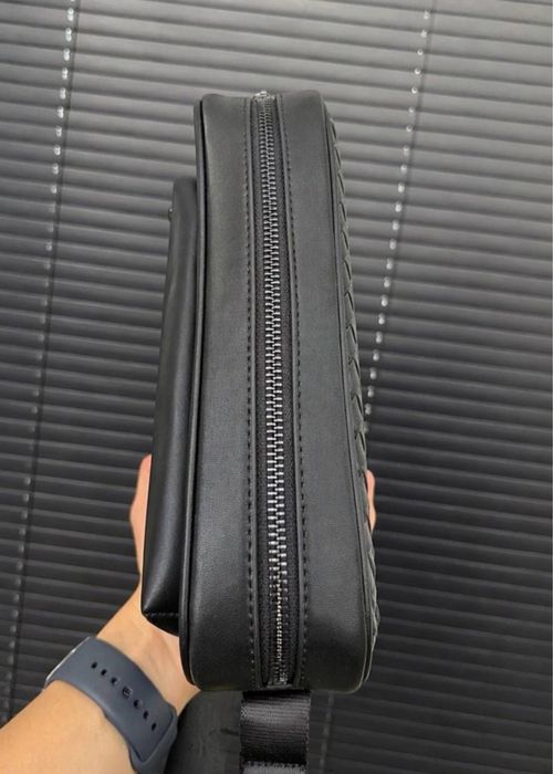 Чоловіча сумка кросбоді мужская сумка кроссбоди bottega veneta  купить