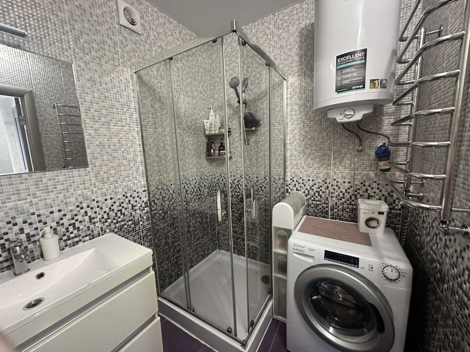 Продаж 2 кімн квартири з ремонтом