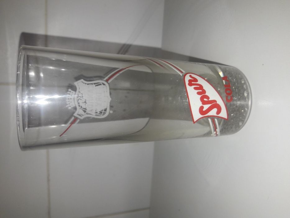 Copos sumol e outros