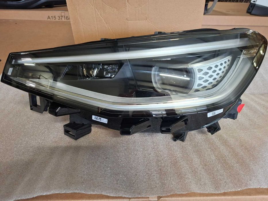 VW ID.4 lampa przód lewa moduł Full LED IQ.Light Matrix Beam | 11B941035M