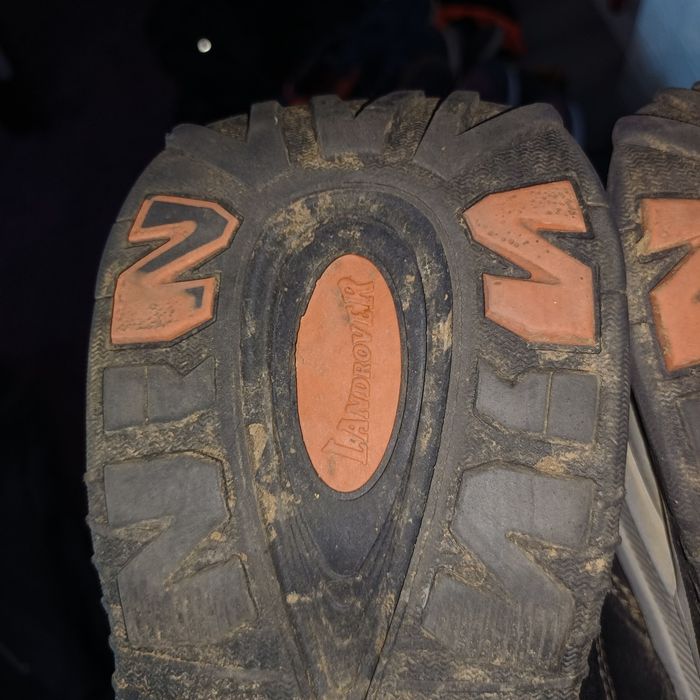 Ботинки ландровер 44 размера