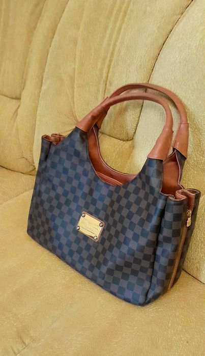 Сумка Louis Vuitton