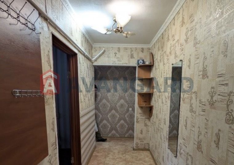 Продам 2 кімнатну квартиру на ж.м.Червоний Камінь   54 м2