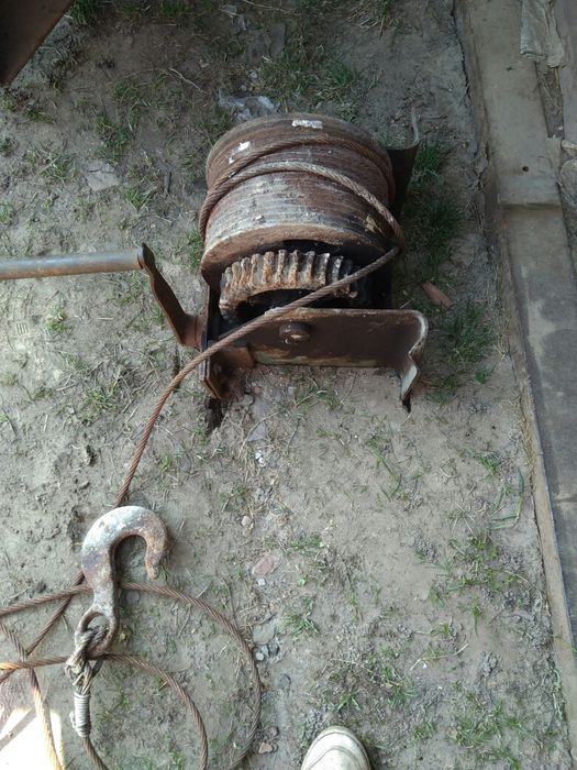 Лебідка  червячна з тросом