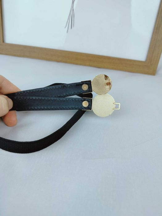 Nowy czarny pasek z perłami perełkami na gumce