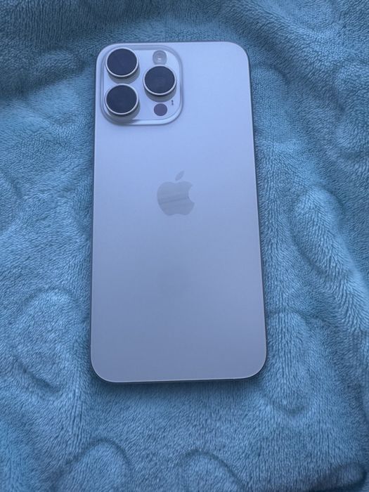 iPhone 15 Pro Max  256 Gb