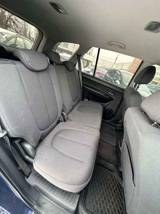 Продам Kia Carens 2006 рік можлива розстрочка,кредит,обмін!