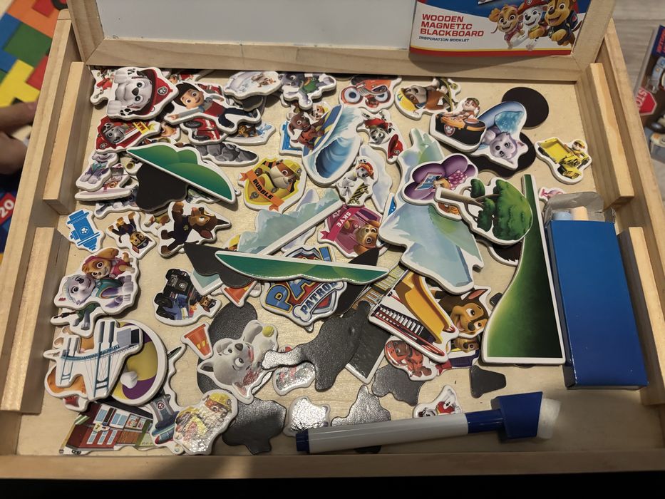 Tablica magnetyczna psi patrol prezent święta mikołaj