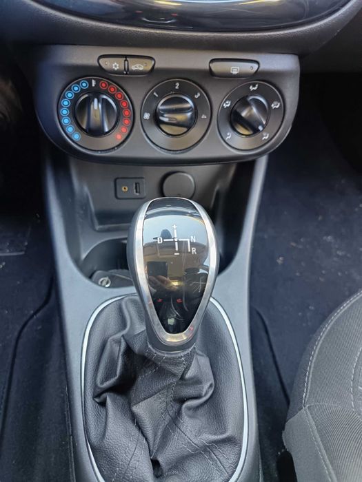 Opel Corsa Cx Automática