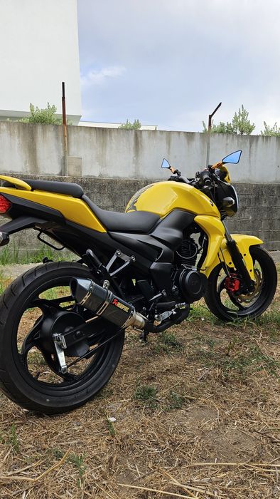 Moto Sym Wolf 125cc Impecável