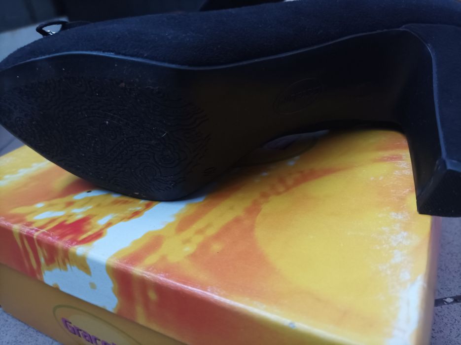 Buty na obcasie czarne Deichmann rozm. 40 NOWE