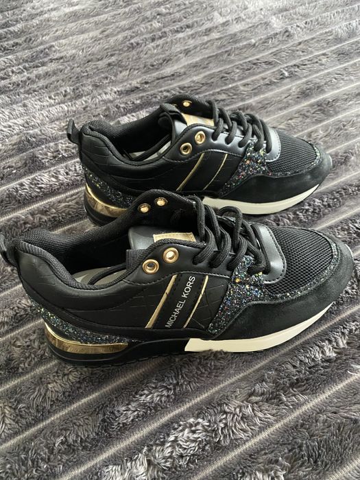 Кроссовки Michael Kors, черного  цвета