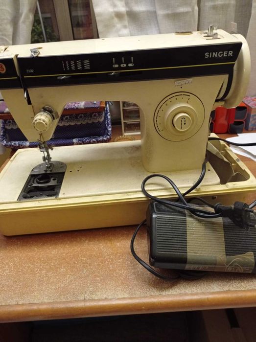 Máquina de costura Singer