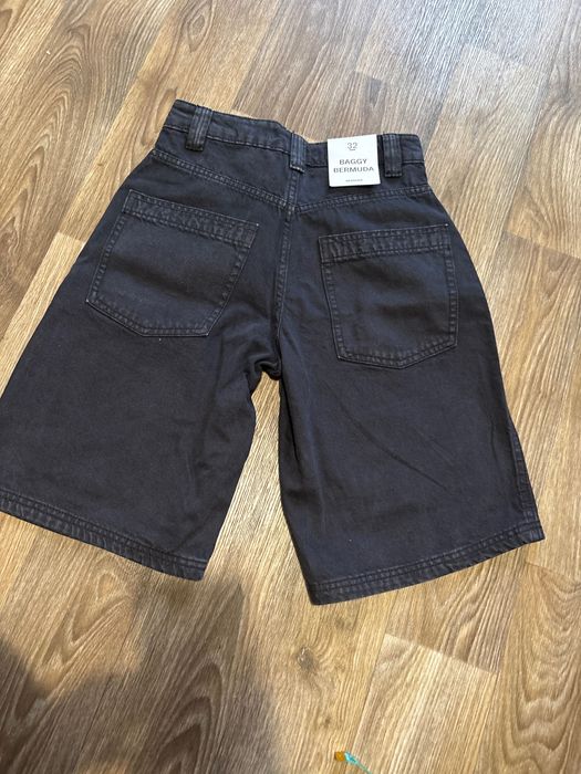 Бермуди  baggy фірма Bershka розмір 32