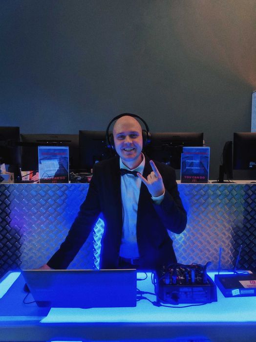 Діджей, Dj, весілля, музика, дні народження, звукооператор