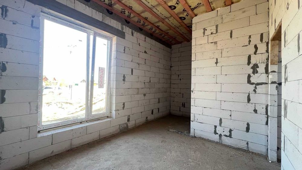 Продам новий будинок в с.Лютіж (Вишгородський р-н).