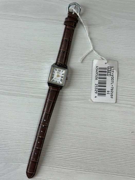 Годинник CASIO ,жіночий