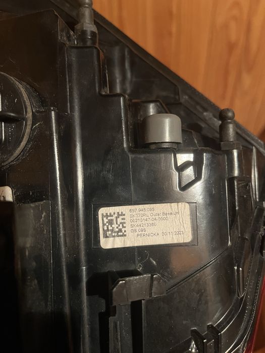 Задня ліва фара ліхтар шкода скала skoda skala